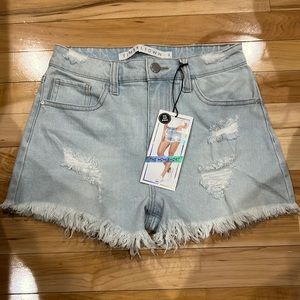 Tinseltown mom shorts